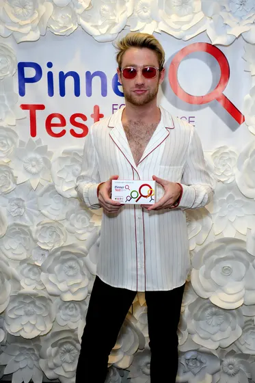 Drew Mac, Pinnertest ile