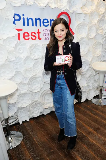 Sarah Jeffery, Pinnertest ile