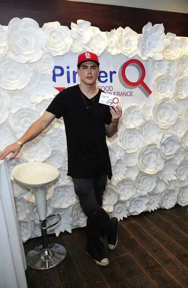 Tom Sandoval, Pinnertest ile